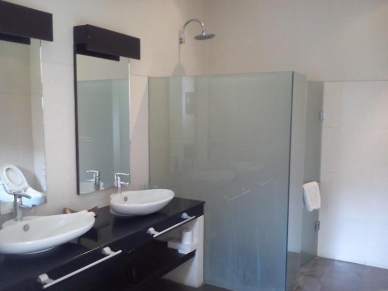 Alam Warna Villa Seminyak  Ngoại thất bức ảnh