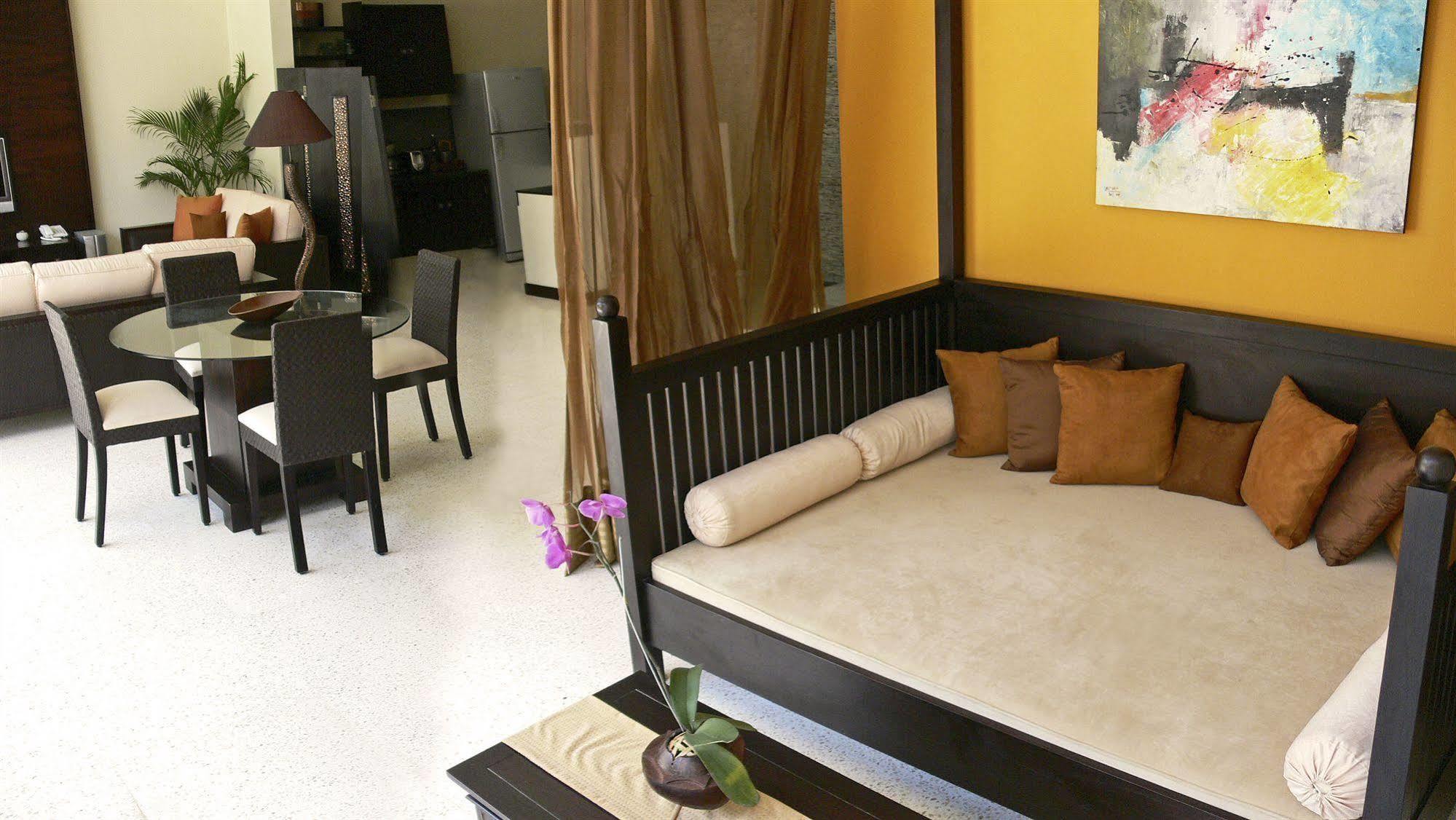 Alam Warna Villa Seminyak  Ngoại thất bức ảnh