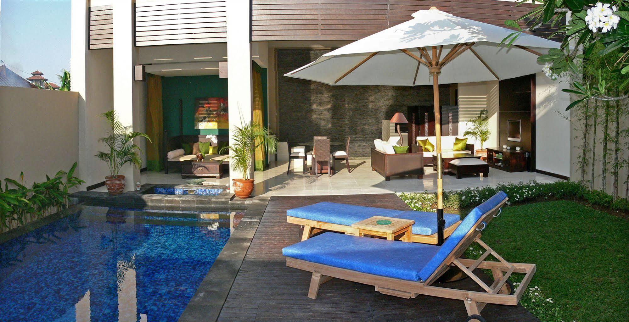 Alam Warna Villa Seminyak  Ngoại thất bức ảnh