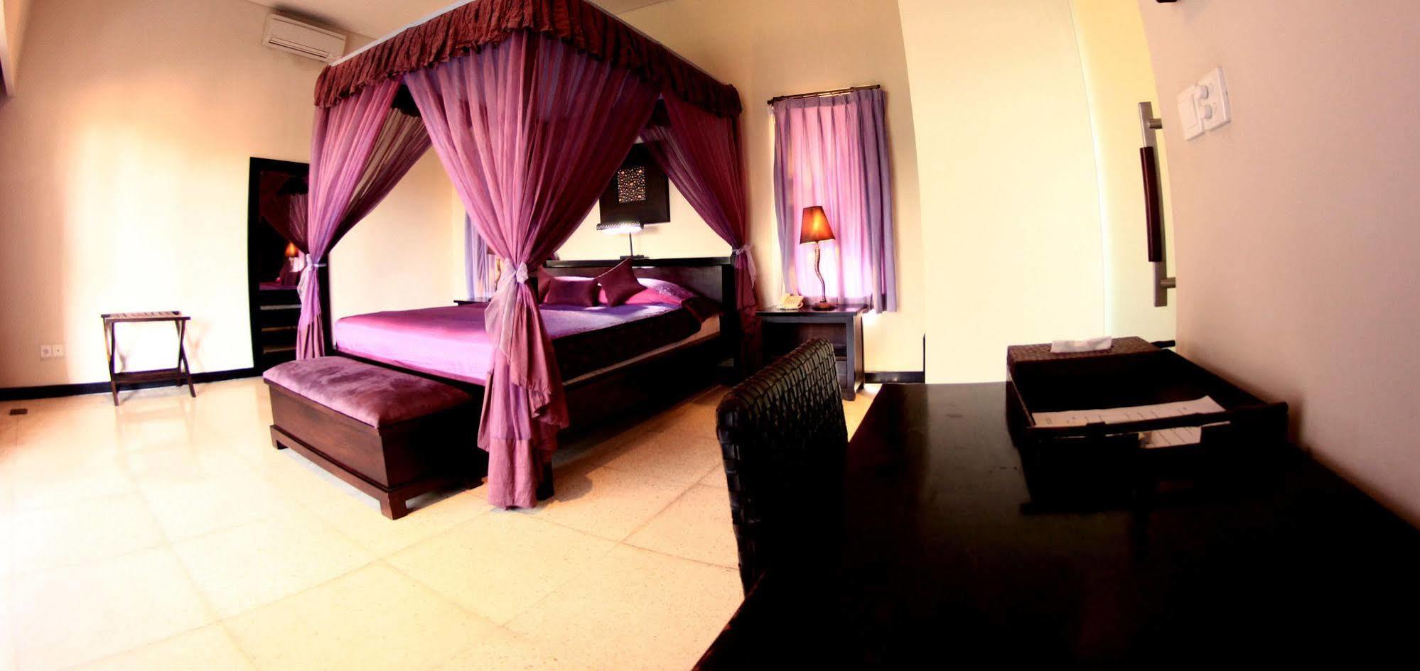 Alam Warna Villa Seminyak  Ngoại thất bức ảnh